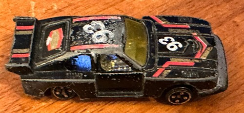 Loose vintage diecast car - diecast, sm