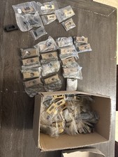 Großes Konvolut Schutzrosetten & Zubehör (200+ Teile) – rund & eckig