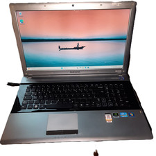 SAMSUNG NP-RV720 17,3" LAPTOP