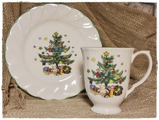 Kakaobecher und Teller Nikko Japan Weihnachten Happy Holidays  - mehr da ??