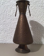Eine alte Kupfer/Messing Vase mit Henkel Verziert