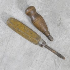 2 alte Schraubenzieher