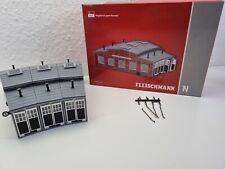 Fleischmann N 9475 Ringlokschuppen Top Gebaut siehe die Bilder