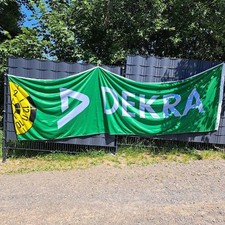 Fahne Flagge DEKRA mit