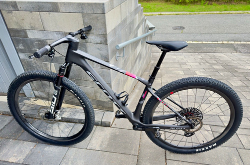 Scott scale world cup - rc,