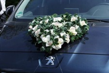 Autoschmuck Brautautoschmuck Brautauto-Gesteck Rosen Herz