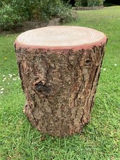 Rustikaler Holzscheithocker