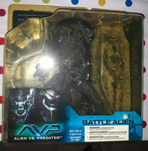 Mcfarlane alien battle - mcfarlane, alien,