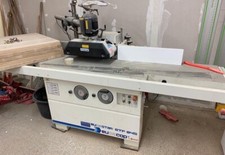 Spindeltischfräse SCM