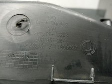 5JB857264 handschuhkasten SEAT