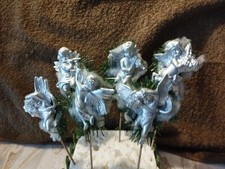 Engel Figur mit Kunstschnee Tannenzweig Garten Blumenstecker Blumentopf