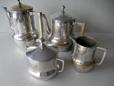 Wunderschönes Teeservice