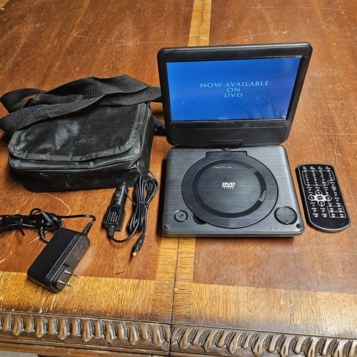 Onn portable dvd - 11", player