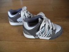 Original Heelys Sneakers mit Rollen Rollschuhe Gr. 33 grau weiß Rollenschuhe