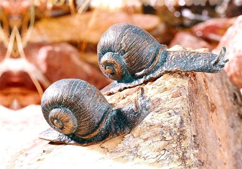 Bronzefigur schnecke gerade - bronzefigur,