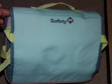 Safety 1st Baby Stuhl Sitzerhöhung Travel Reisesitzerhöhung 3 Punkt Gurt wie NEU