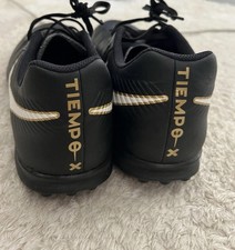 Nike Tiempo X Fussballschuhe schwarz Gr. 44 Herren Kunstrasen Schwarz