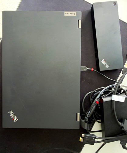 Lenovo thinkpad p15 gen - gen, 1