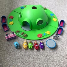 **Tomy 2003 Teletubbies Home