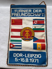 DDR WIMPEL  TURNIER DER FREUNDSCHAFT  DDR LEIPZIG  1971   29 x 18 cm
