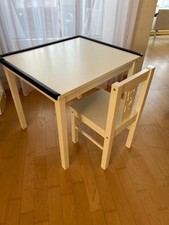 Ikea Kinder Tisch + Stuhl