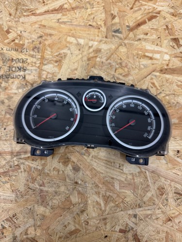 Ao23 opel corsa - d, tacho