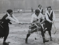 Fotoalbum einer jungen Frau