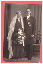 Foto AK Hochzeitsfoto + Orden Eisernes Kreuz und Spange Württemberg