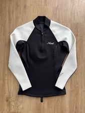 Xcel 2/1 mm Damen Wetsuit Oberteil Top Long Sleeve schwarz weiß Neopren Surfing