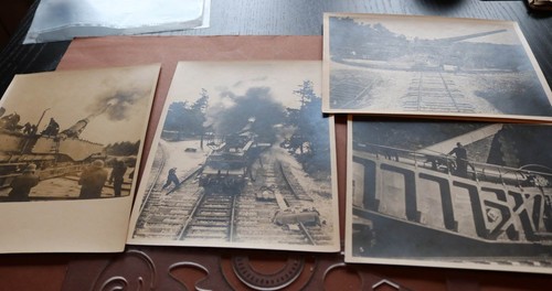 Vier große alte fotos - vier,
