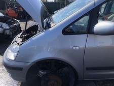 Ford Galaxy WGR original Kotflügel links Seitenteil vorn Cosmicsilber Bj 2006