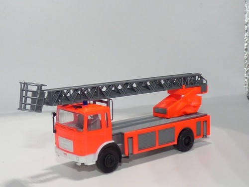 Herpa man feuerwehr - herpa,