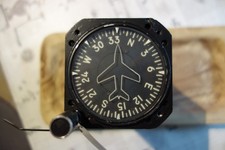 Flugzeug Bordinstrument Kurskreisel