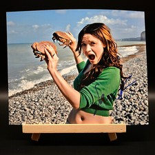 SARA FORESTIER signed Autogramm IN PERSON 20x25 Foto