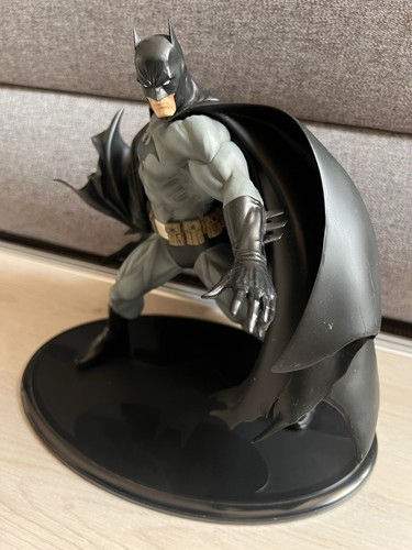 Kotobukiya batman artfx statue - batman,