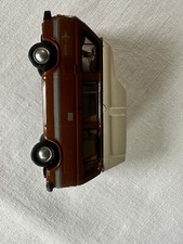 BUB  T3 braun mit Hochdach 1:87