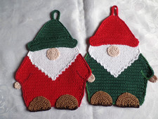 Motiv Topflappen gehäkelte Weihnachtswichtel Handarbeit  Baumwolle 2 Stück