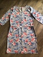 NEU! ,, KANGAROOS“ Sommer Kleid.Gr.42.Blau/Grau/Koralle.Blumen.Maße!!!