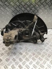 Achsschenkel VW Touran II (1T3) 2.0 TDI 103kW 140PS vorne rechts  CFHC