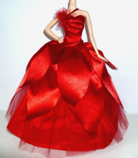 %***Wunderschönes Barbie Collector Ballkleid*Satin-Rot***%
