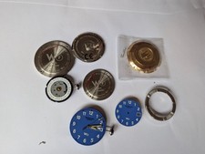 Konvolut 2x Uhrwerk ETA 218.8, Raymond Weil W1 Zifferblatt, movement + dial