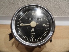 Betriebsstundenzähler Stunden und Minuten Anzeige August 1975  24 Volt  Oldtimer