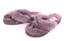 UGG Schlappen Fluff Damen