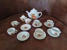 Süßes Puppengeschirr Set