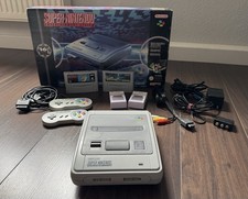 SNES Konsole + 2 Controller +