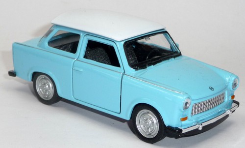 Trabant 601 hellblau - , mit