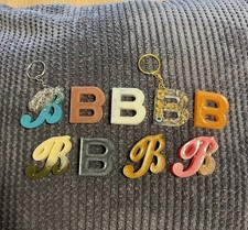 Anhänger Buchstabe Name nach Wahl A-Z  Handmade Epoxidharz Geschenk Schlüssel