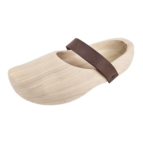 Holzschuhe mit breitem