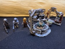 LEGO Star Wars: The Armorer’s Mandalorian Forge (75319) Top ✅