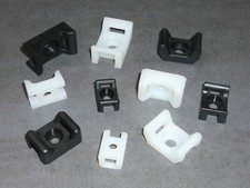 Schraubsockel für Kabelbinder